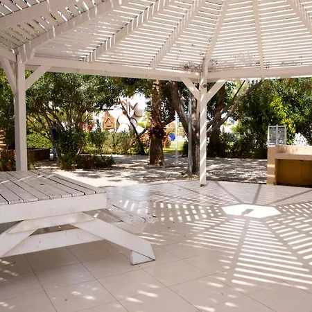 Atilius Modern One-bedroom Caesar & Spa, Long Daire *