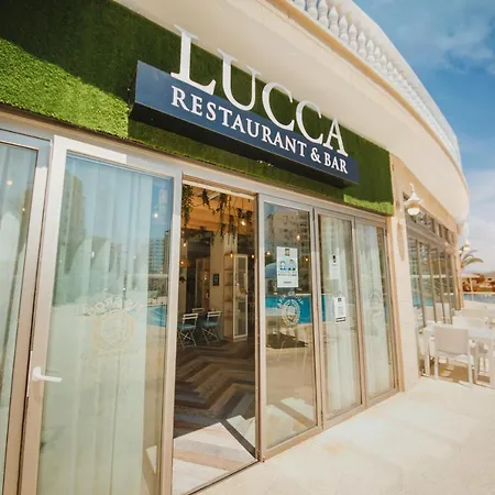 Modern One Bedroom In Caesar & Spa, Long *