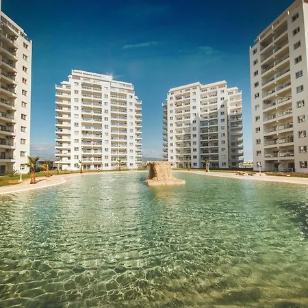 Atilius Modern One-bedroom Caesar & Spa, Long Perivolia tou Trikomou