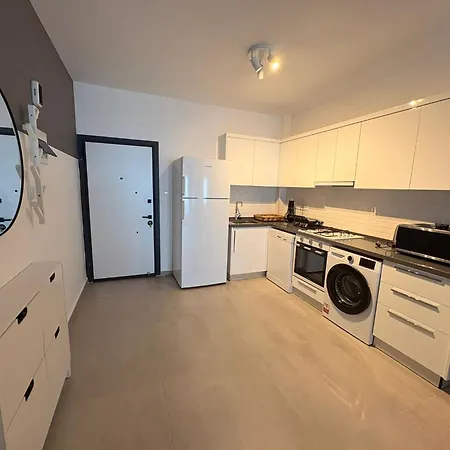 Διαμέρισμα Atilius Modern One-bedroom Caesar & Spa, Long