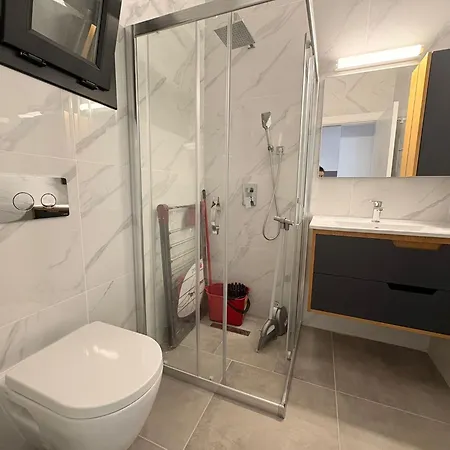 Διαμέρισμα Atilius Modern One-bedroom Caesar & Spa, Long *