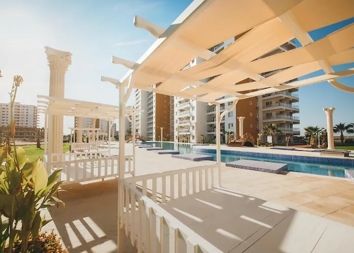 Atilius Modern One-bedroom Caesar & Spa, Long Perivolia tou Trikomou