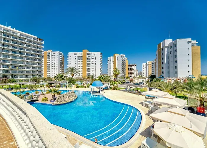 Atilius Modern One-bedroom Caesar & Spa, Long Apartamento *