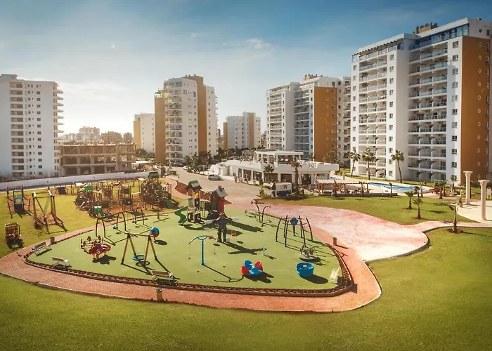 Atilius Modern One-bedroom Caesar & Spa, Long Apartamento Perivolia tou Trikomou